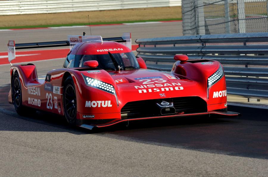  Nissan GT-R LM Nismo 2015 года  (фото 28 из 31)